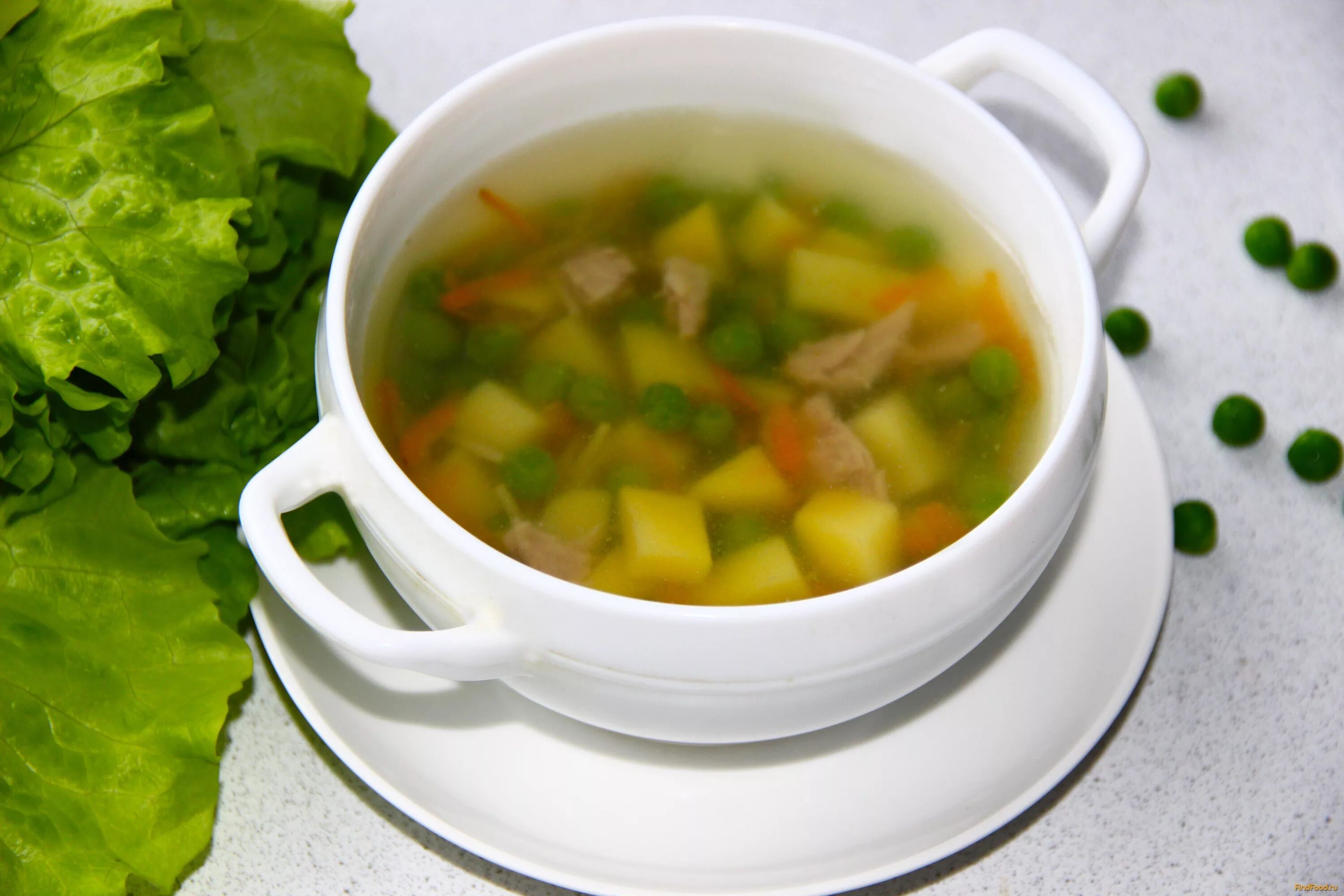 Суп с фрикадельками и горошком. Овощной суп с зеленым горошком. Овощной суп с зеленым горошком консервированным. Овощной суп с зеленым горошком. Горох для супа.