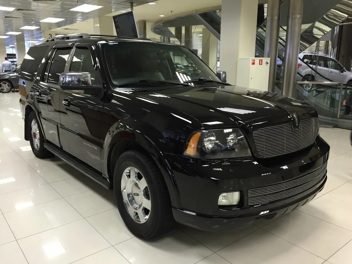 Lincoln navigator 2 2005. Navigator 2005. Navigator 2005. Linkoln navigator 1994. Линкольн джип 2005.