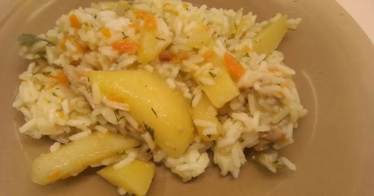 тушеная картошка с рисом. плов с картошкой. морковное рагу. рис с картошкой. плов из картошки.