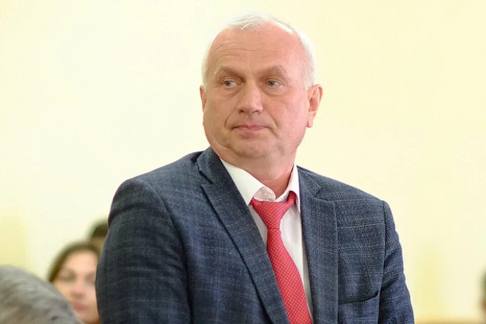 Киров министры. Киров здравоохранение. Киров здравоохранение. Киров министры. Береснев киров правительство.