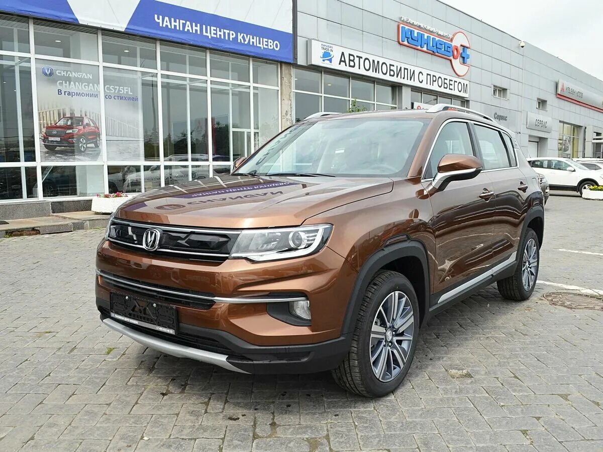 Cs35 плюс. Чанган цс 35 плюс. Автомобиль changan cs35 plus. Чанган gs35 плюс. Чанган cs35 plus.