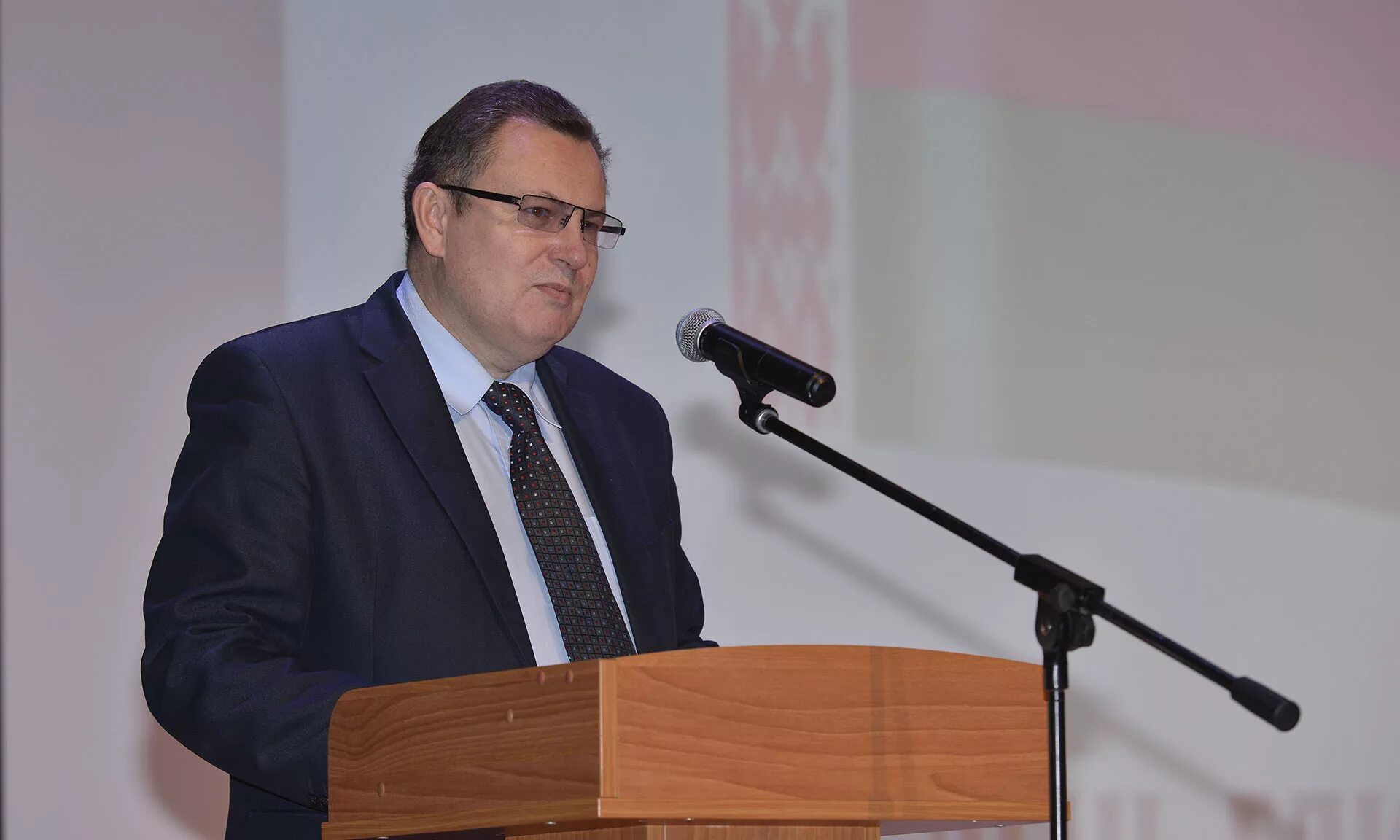 Антюхов дмитрий владимирович брянск фото Где принимает Антюхов Павел Дмитриевич в Брянске, стоматолог-ортопед