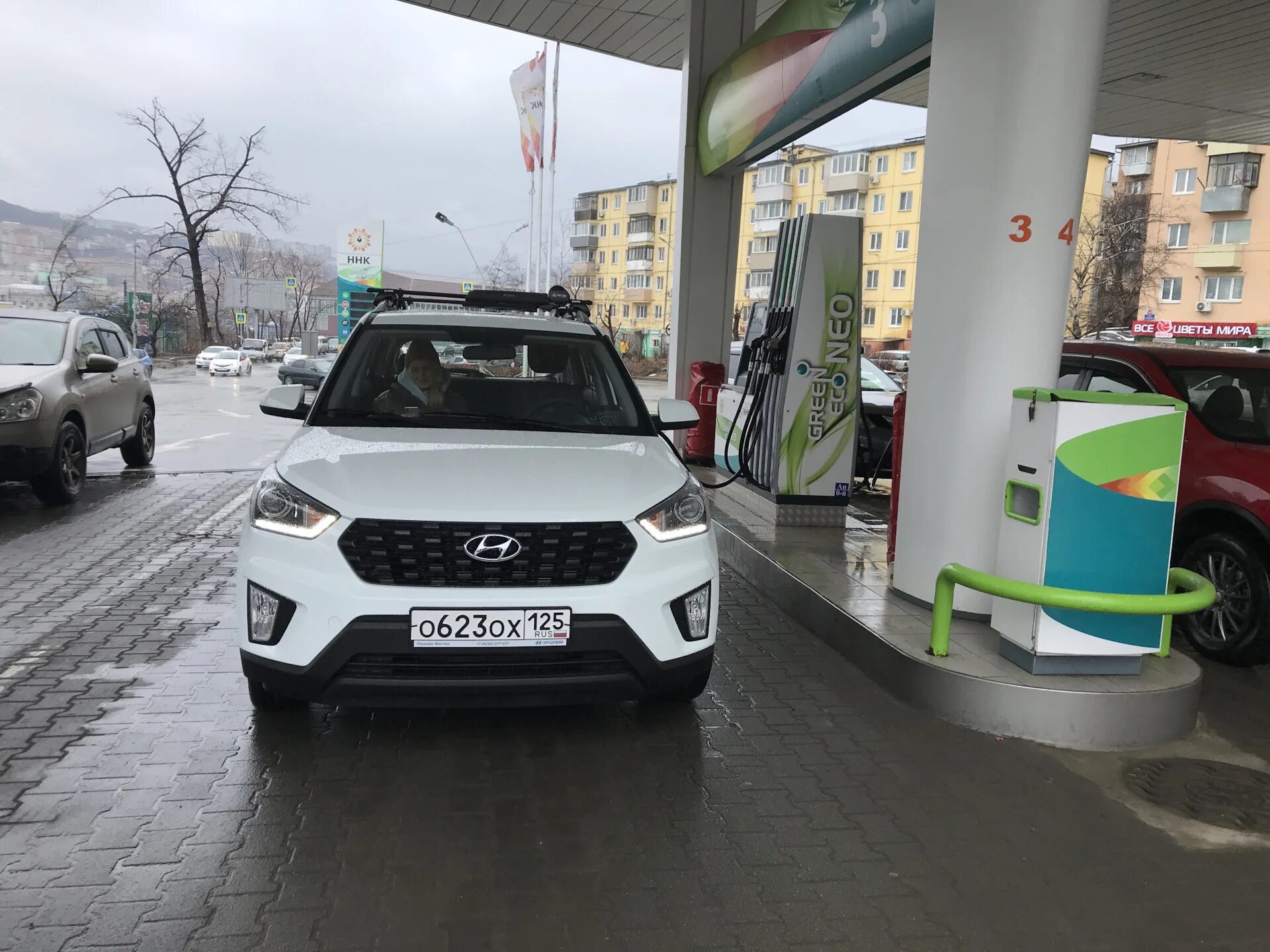 Бак hyundai creta. Hyundai Creta 2021 диски. Тюнингованная Hyundai Creta 2021. Крета 2021 светодиодный свет. Поперечины на Хендай Крета.