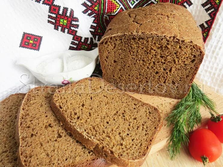 Хлебопечь ржаной хлеб. Ржаной хлеб. Хлеб с солодом в хлебопечке. Хлеб ржаной с солодом. Ржаной хлеб с солодом в хлебопечке.