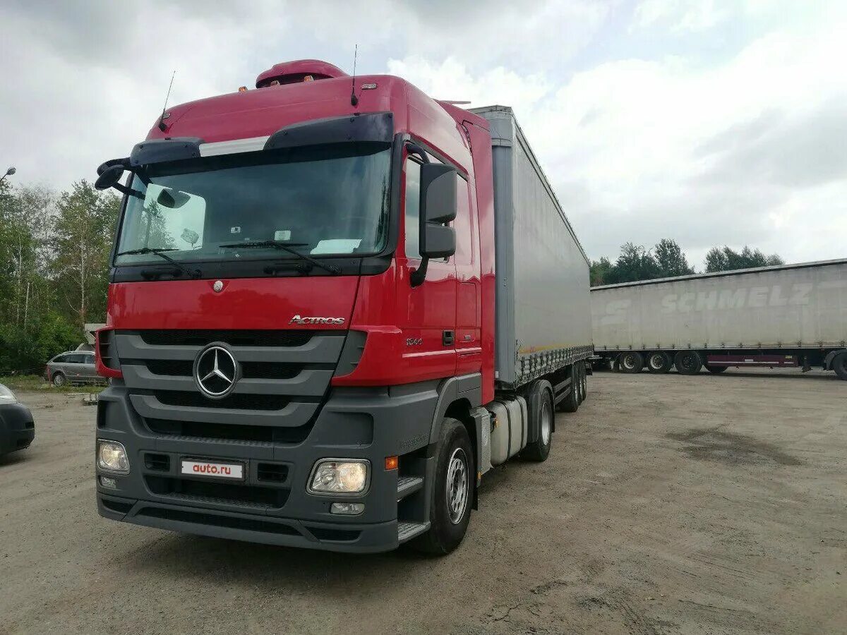 Mercedes-Benz Actros 4x2. Мерседес Бенц Актрос сцепка. Мерседес Бенц Актрос красный. Мерседес Актрос 2005. Мерседес актрос купить б у