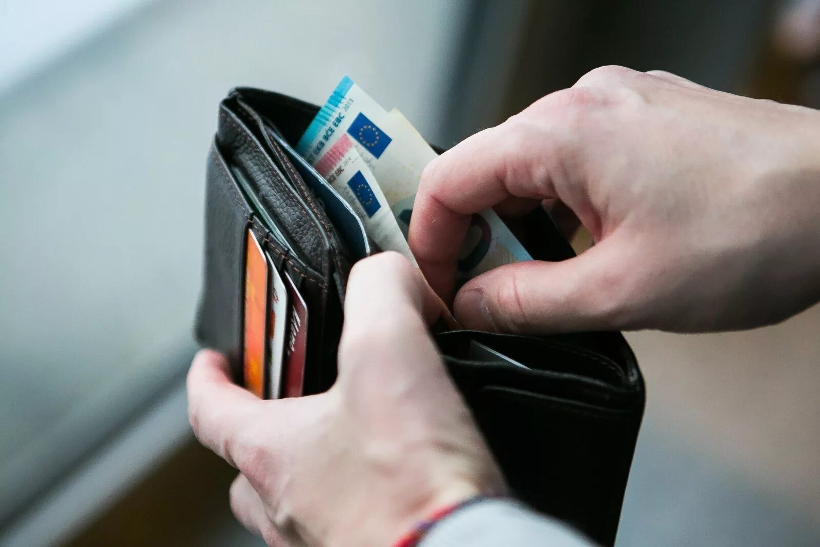 Оплата наличными и безналичными. Оплата наличными. Оплата только за наличный расчет. Оплатил наличкой. Безналичная форма оплаты.