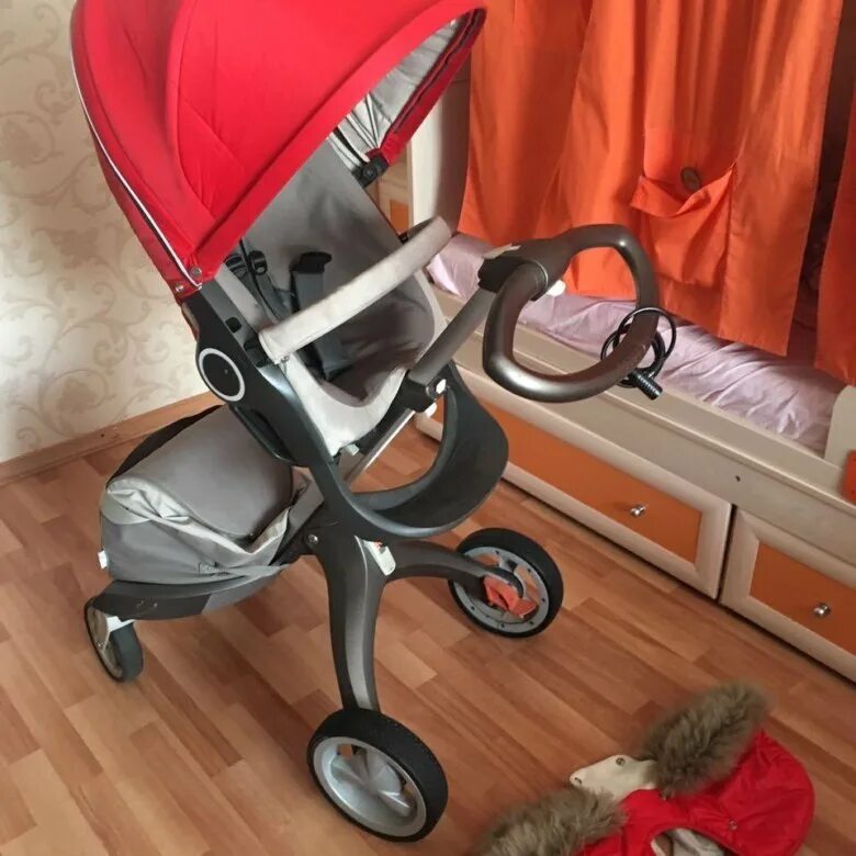 Коляска stokke купить. Коляска Стокке 2022. Stokke коляска 2018. Stokke фуксия. Коляска Стокке Трези.