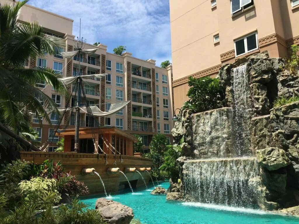 Atlantis condo. Атлантис Паттайя. Отель Атлантис Паттайя. Кондоминиум Атлантис. Atlantis Condo Pattaya.