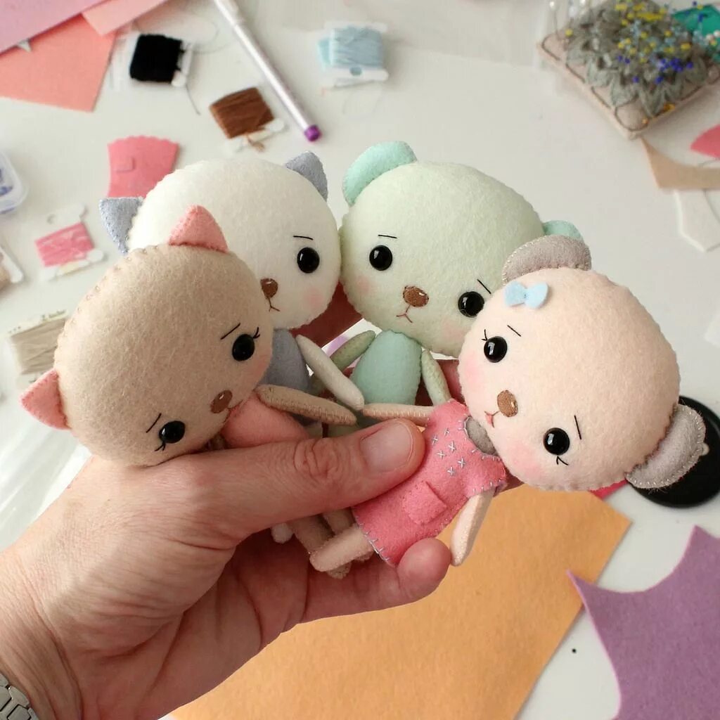 Сквиши моти антистресс. Игрушка из носка. Интересные игрушки из бумаги. Мини сквиши антистресс игрушка. Антистрессы игрушки своими руками.