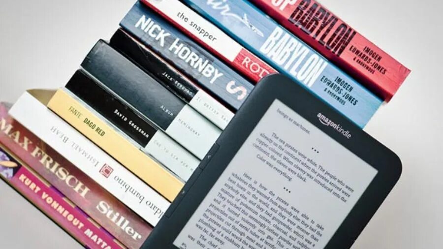 7 книг интернет. Электронная книга. Электронные и бумажные книги. Книга и интернет. Чтение электронных книг.