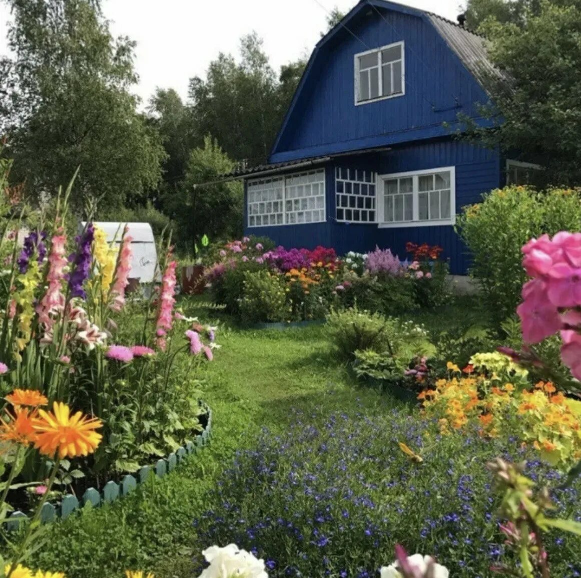 I will buy a furnished cottage in the property for 4 km. 89021622835 2022 Объявл