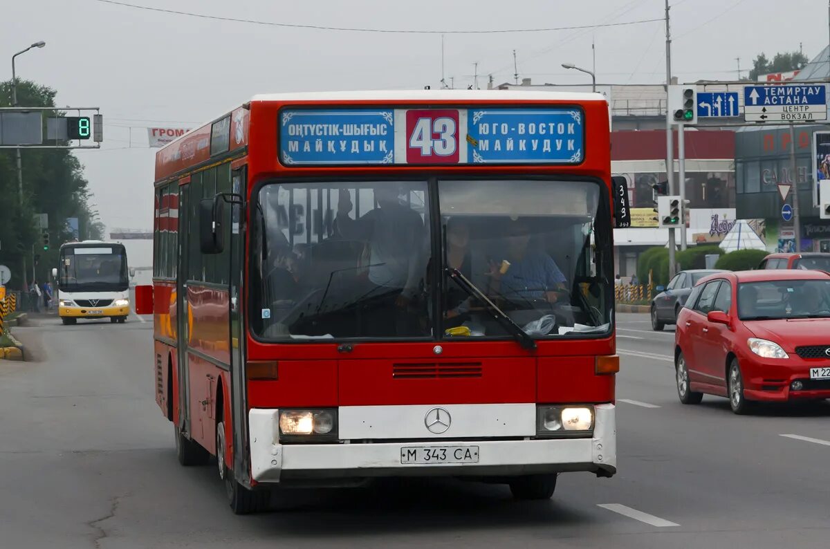 Автобус Караганда. Мерседес 43 автобус. В Карагандинский автобуса 1.