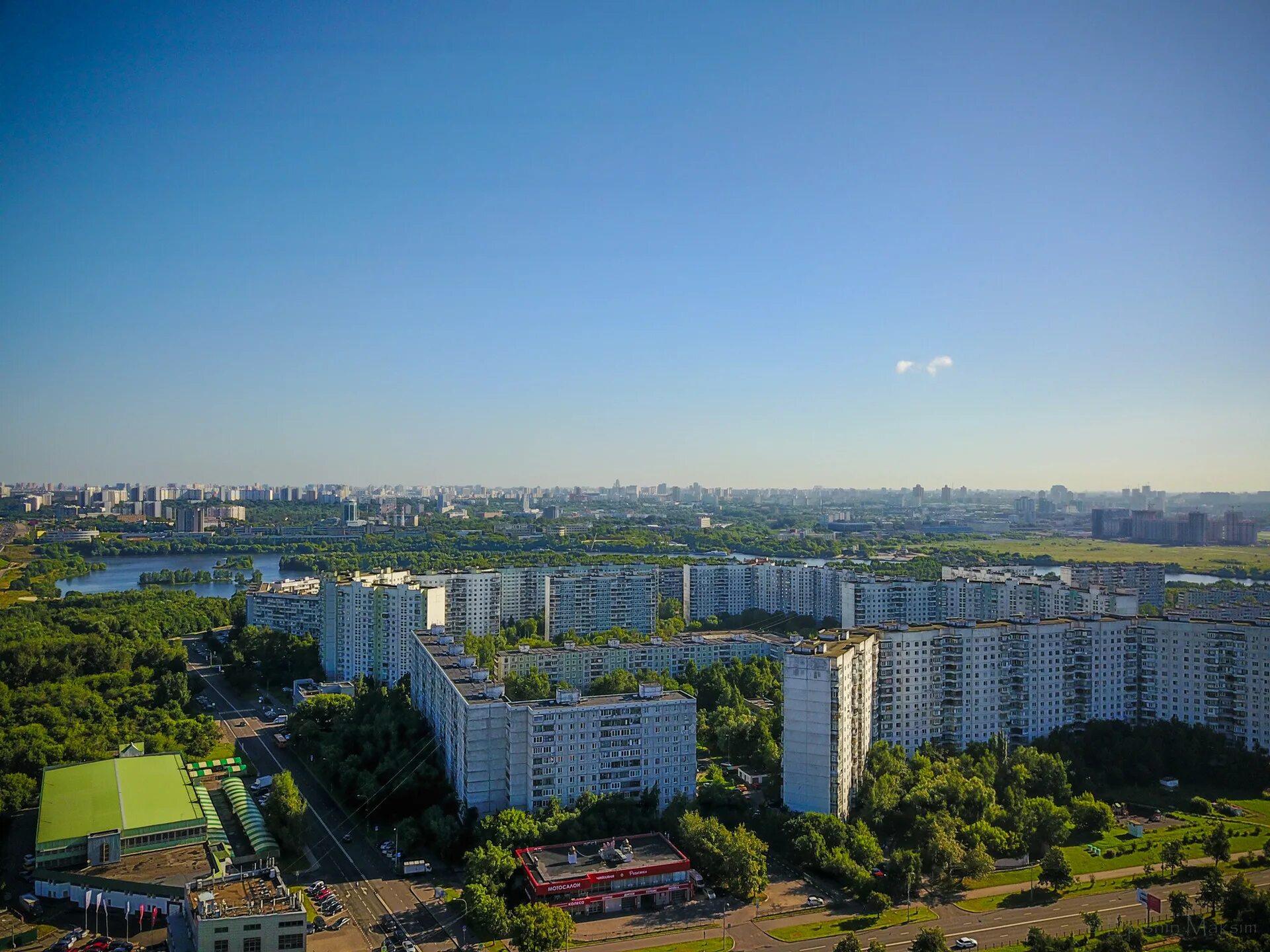 Россия москва строгино. Яблоневый сад Строгино. Парк Яблоневый сад Строгино. Район Строгино Северо-Западный. Строгино с птичьего полета.