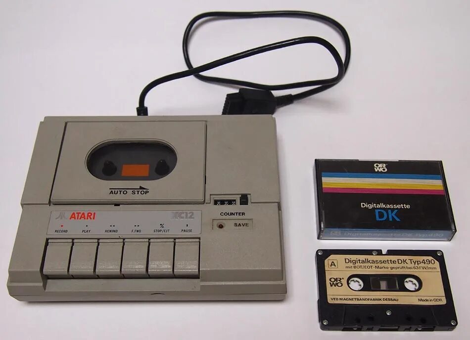 Магнитофон Atari xc12. Кассетный проигрыватель Atari xc12. Компьютер Атари 80х. Atari 65xe.