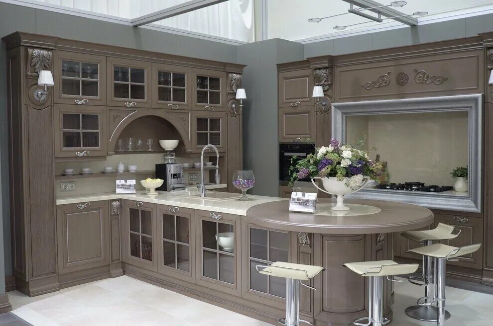 Кухни зов коричневые. Кухня артвуд из массива ясеня. Фабрика верона кучине модель леди люкс. Кухни из белоруссии в москве на я ленинском проспекте. Зов распродажа выставочных образцов.