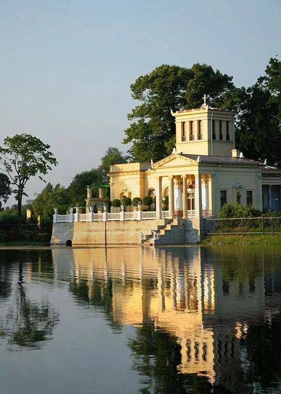 Ольгин павильон в петергофе. Царицын павильон. Царицын павильон петергоф деметра. Царицын павильон. Царицын павильон.