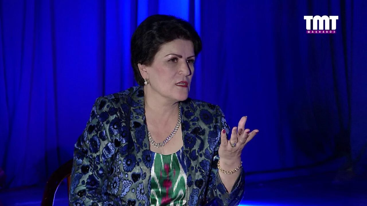 Таджикская писательница гулрухсор. Назриев гулрухсор. Курбоналиева гулрухсор. Гулрухсор сафиева сейчас. Гулрухсор сафиева о русских.