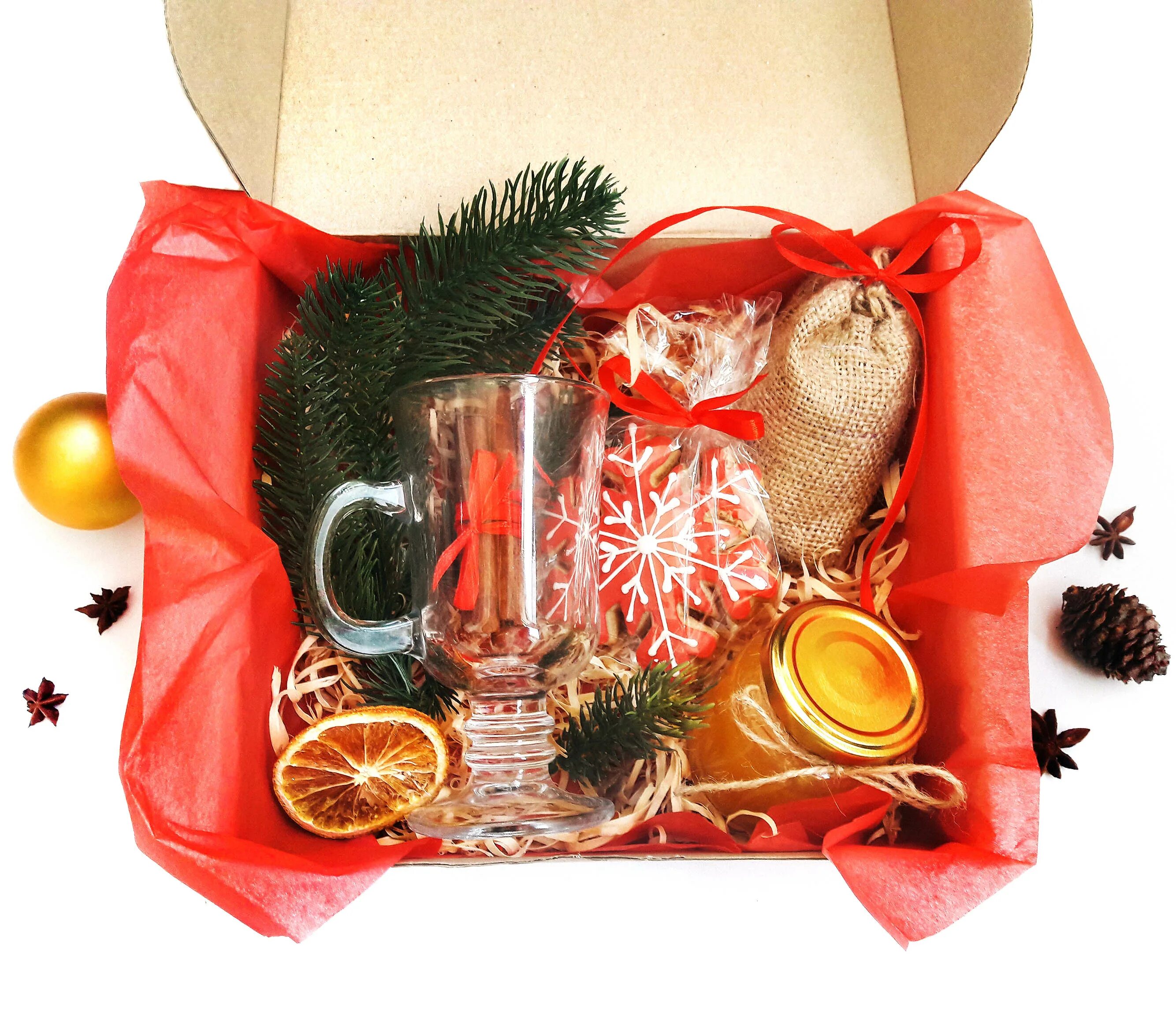 Подарочный новогодний набор. Оригинальные подарки на новый год. Новогодние наборы в подарок. Подарочные наборы на новый год. Подарочный набор - чайный.