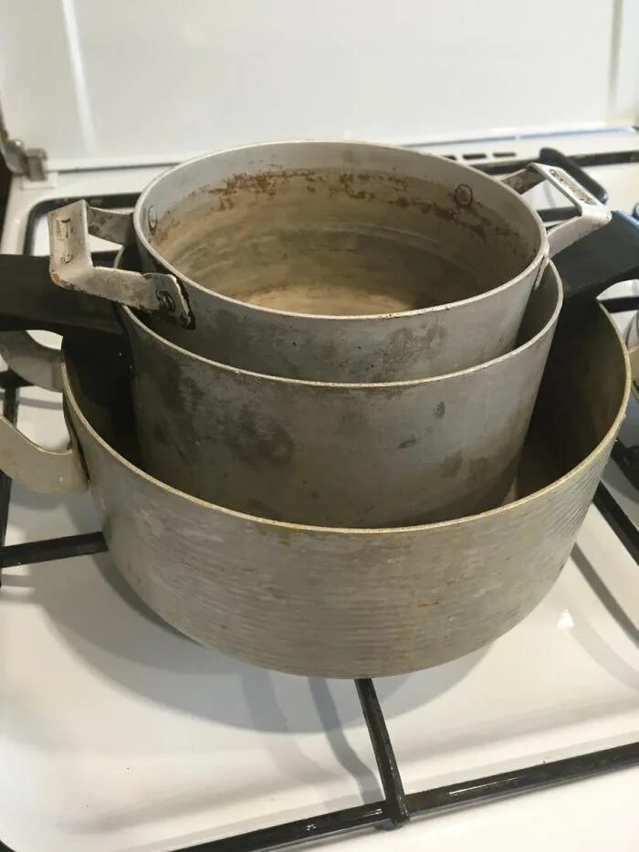 Чернота в алюминиевой кастрюле