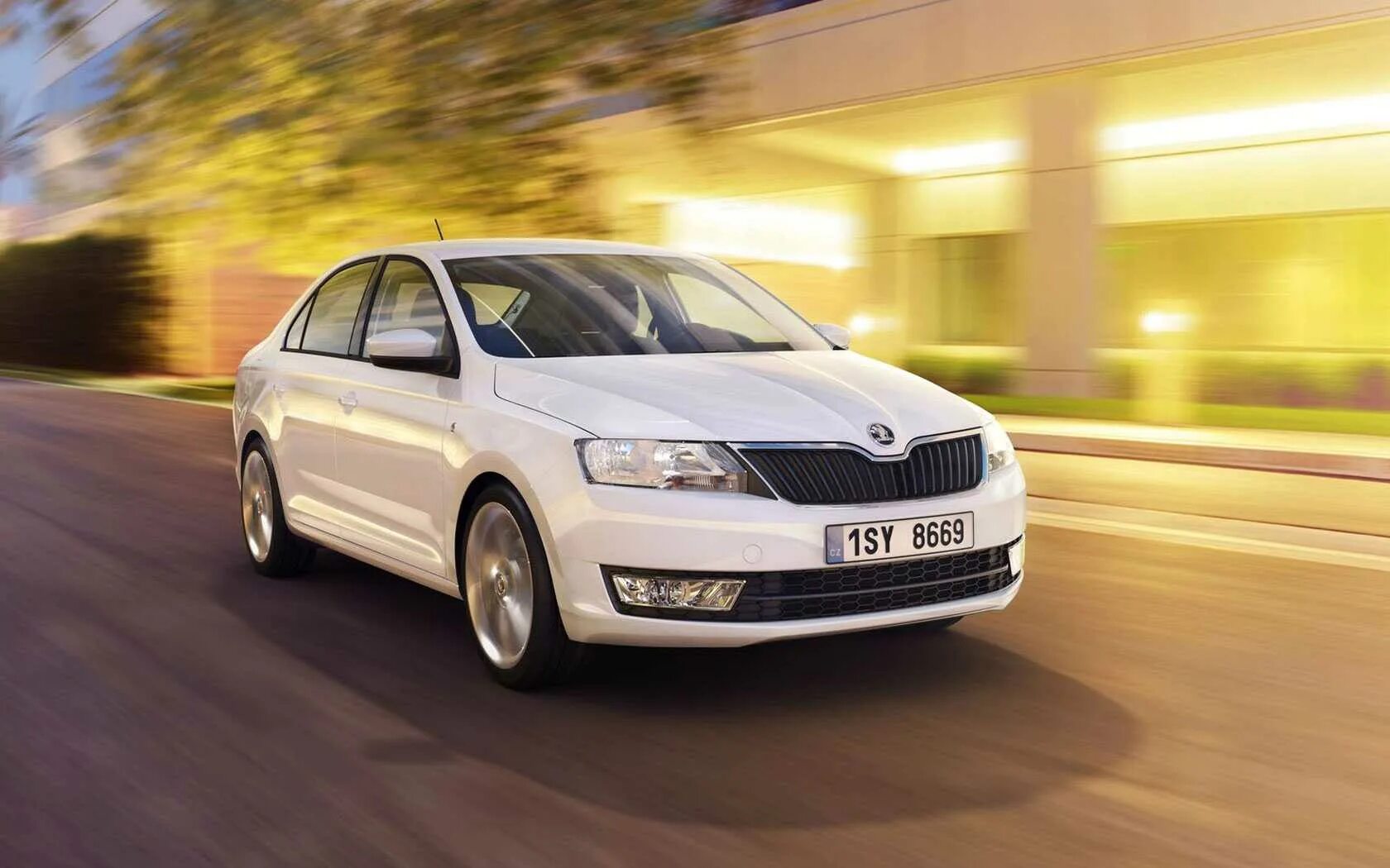 Шкода рапид купить в спб. Skoda Rapid 2013. Шкода Рапид 2013. Шкода Рапид 2012. Skoda Rapid 2014.