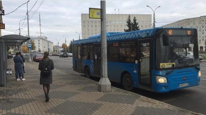 Общественный транспорт Архангельска. Автобусы Архангельск. 69 Маршрут Архангельск. Архангельский автобус.