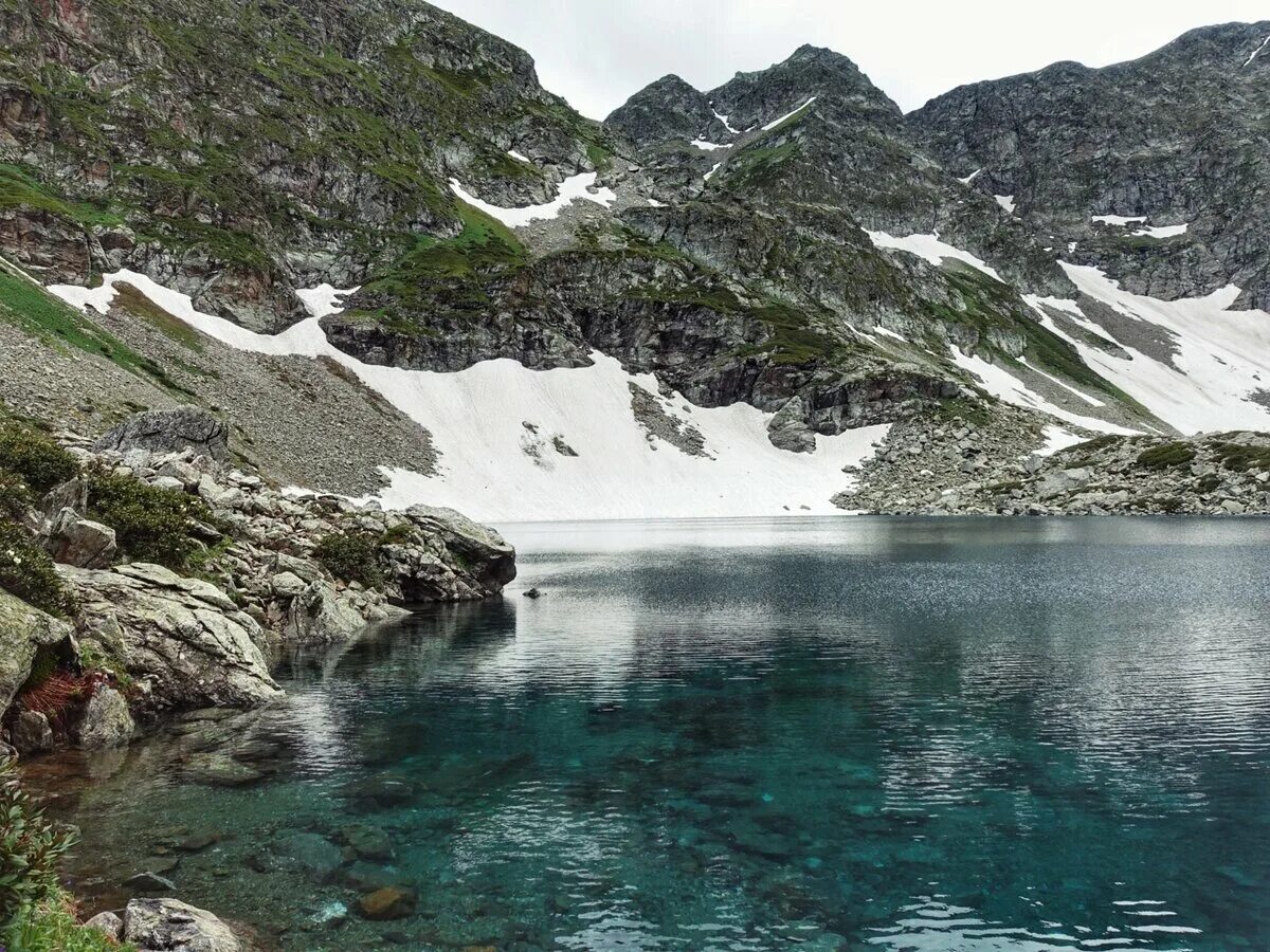 Архызская сказка село архыз. Дуккинские озера архыз. одугинские озера архыз. озеро дукка архыз. малые дуккинские озера архыз.