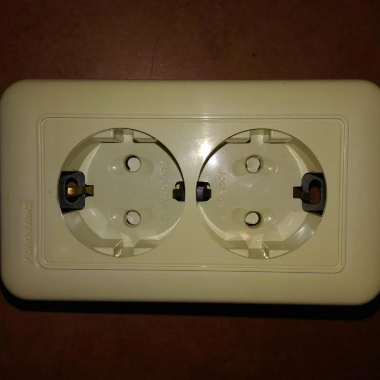 Shin dong a. Розетки panasonic shin dong-a. выключатель shin dong a. розетка с выключателем, shin dong-a, wlo-1023-wh. розетки shin dong пенза.