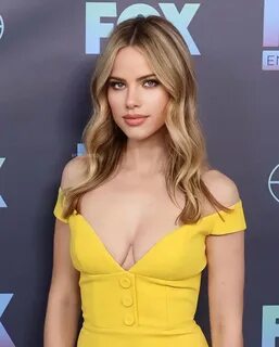 Halston sage body