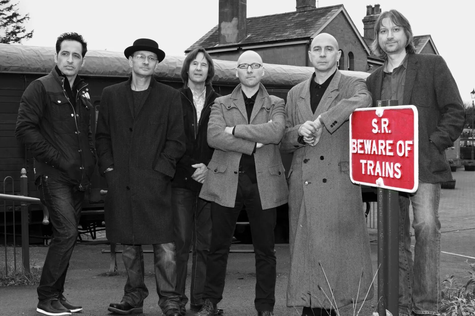Big big train. Big big train (2002) - bard. big big train common ground 2025. big big train grand tour 2019. train band.