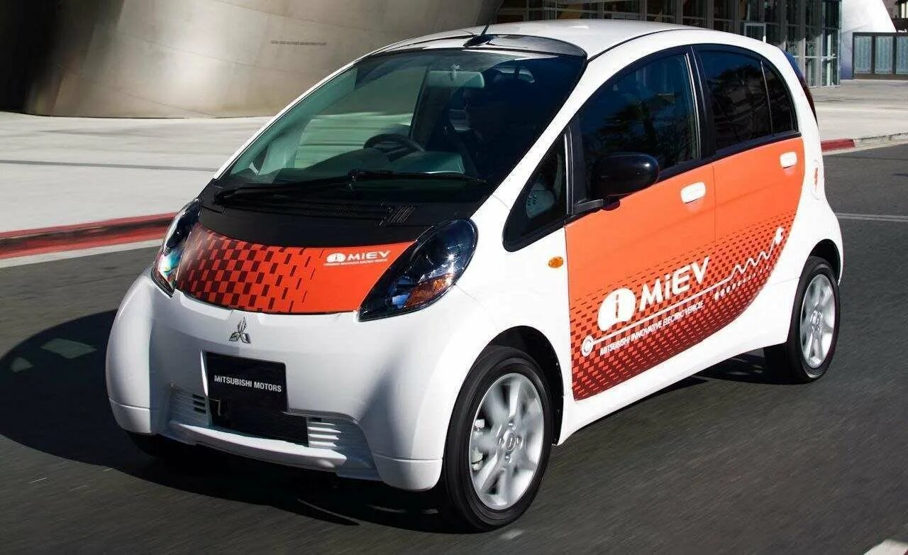 Какая мощность электрокары. Mitsubishi i-MIEV 2020. Mitsubishi i-MIEV, 2018. Mitsubishi MIEV Electric car. Mitsubishi Minicab MIEV электромобиль.