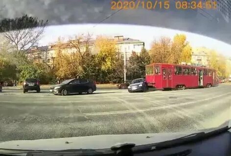 Трамвай в нижнем отказали тормоза
