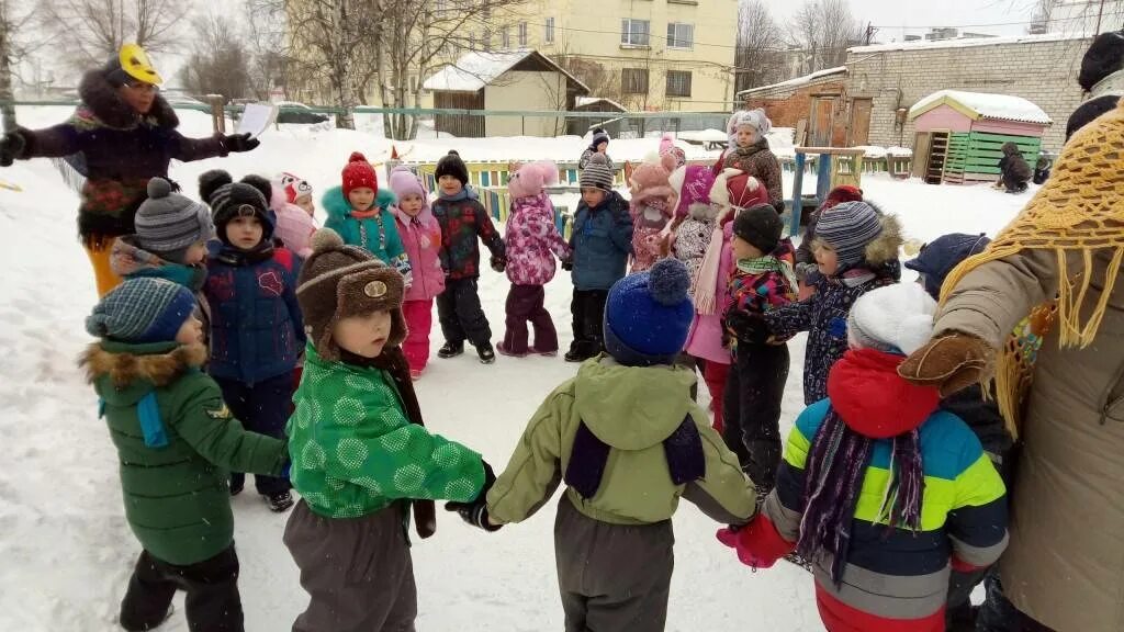 Забавы на Масленицу. Масленица в детском саду на улице. Развлечения на Масленицу на улице. Забавы на Масленицу для детей. Игры масленица для детей дошкольного возраста