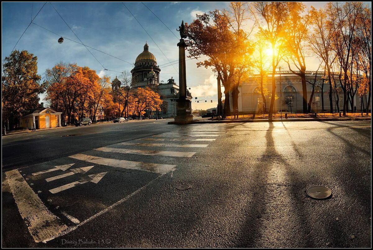 Гни город. Питер осень 2023. Осенний город. Осень в городе. Осенняя улица.