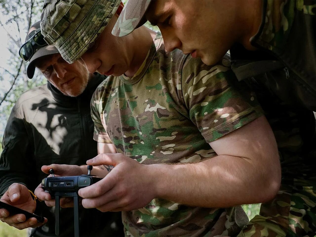 Тактическое нападение. Военные фото. Фотографии военнослужащих. Украинские военные фото.