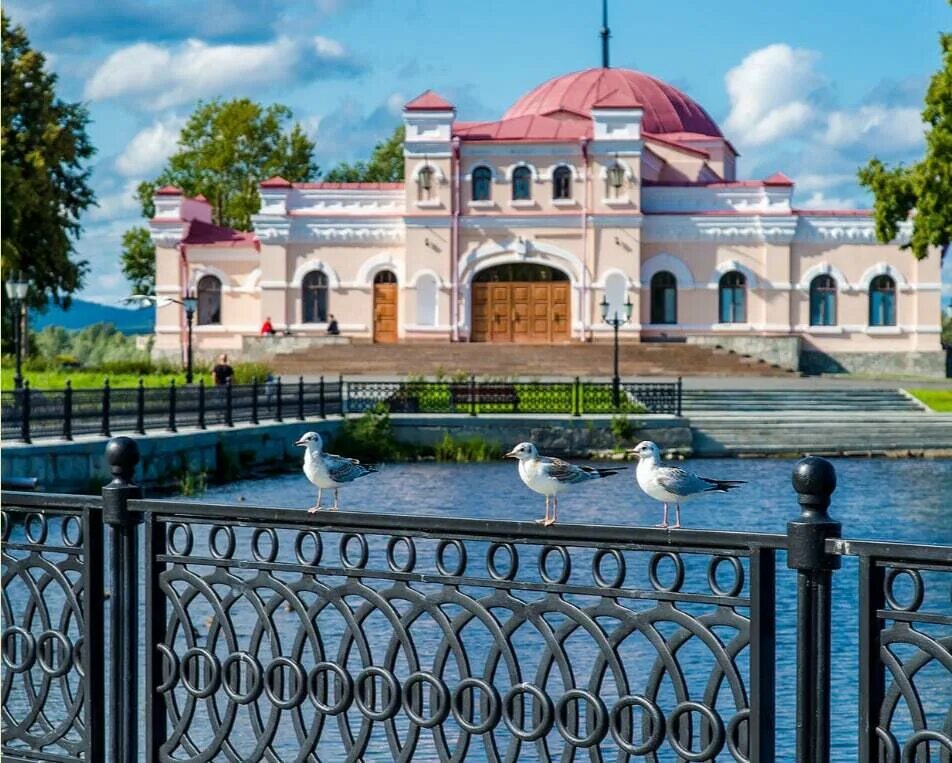 Кыштым челябинская область. Гугл кыштым. Каолиновый карьер челябинская область на карте. Гугл кыштым. Кыштым с высоты.