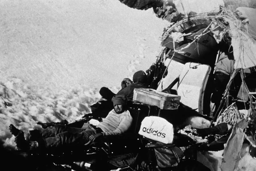 Команда по регби авиакатастрофа. 13 октября 1972 года чудо в андах. нандо паррадо авиакатастрофа.