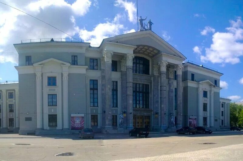 Дк солдатова пермь. Дворец солдатова пермь. Солдатова. Дк солдатова сайт. Солдатова, пермь.