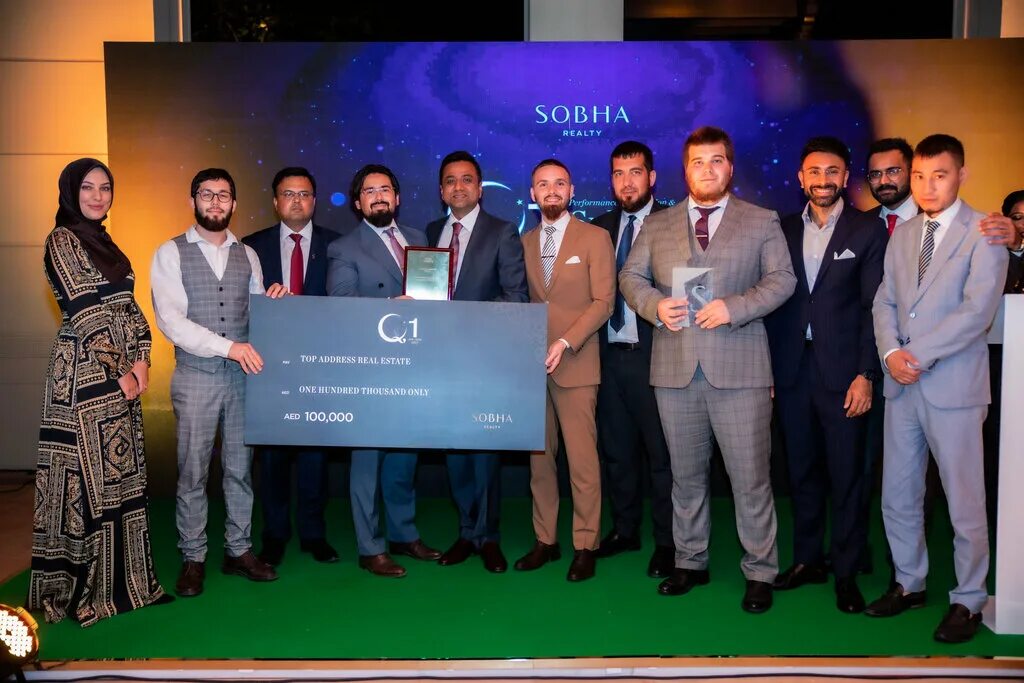 Топ distinction. Реконструкция в дубае. Артисты в дубае. Недвижимость в дубае. Фаерфокс андроид.