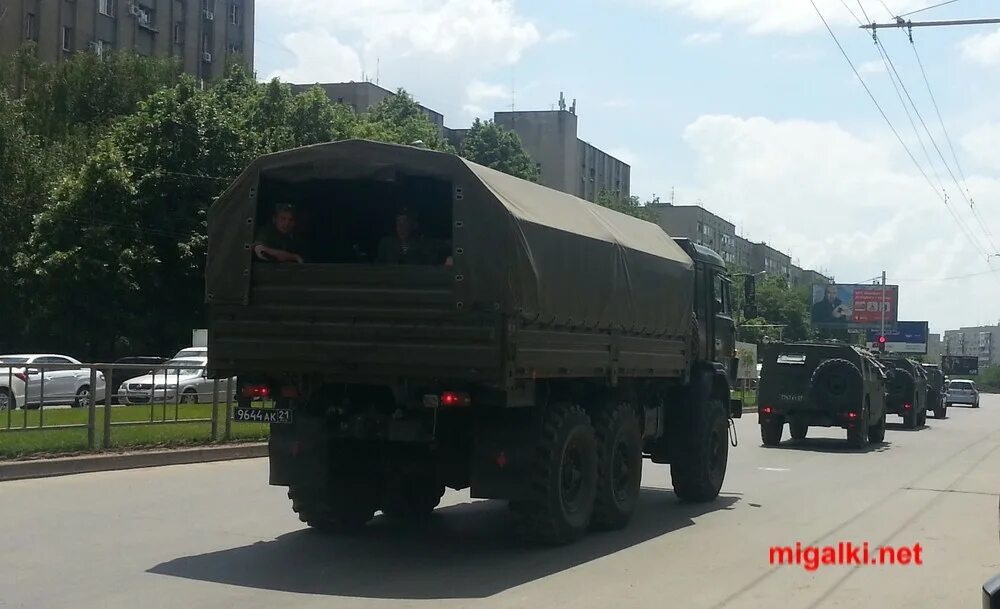 15 регион на военных автомобилях. 15 Регион на номерах военных. 21 Регион военные. Военные номера машин России. Военные номера АК.