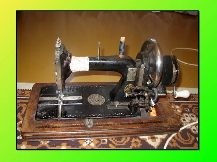 Старый челнока зингер. Швейная машинка Zinger s760. Zinger швейная машинка 1940г. Швейная машинка 298 Сингер. Зингер 931 швейная машина.