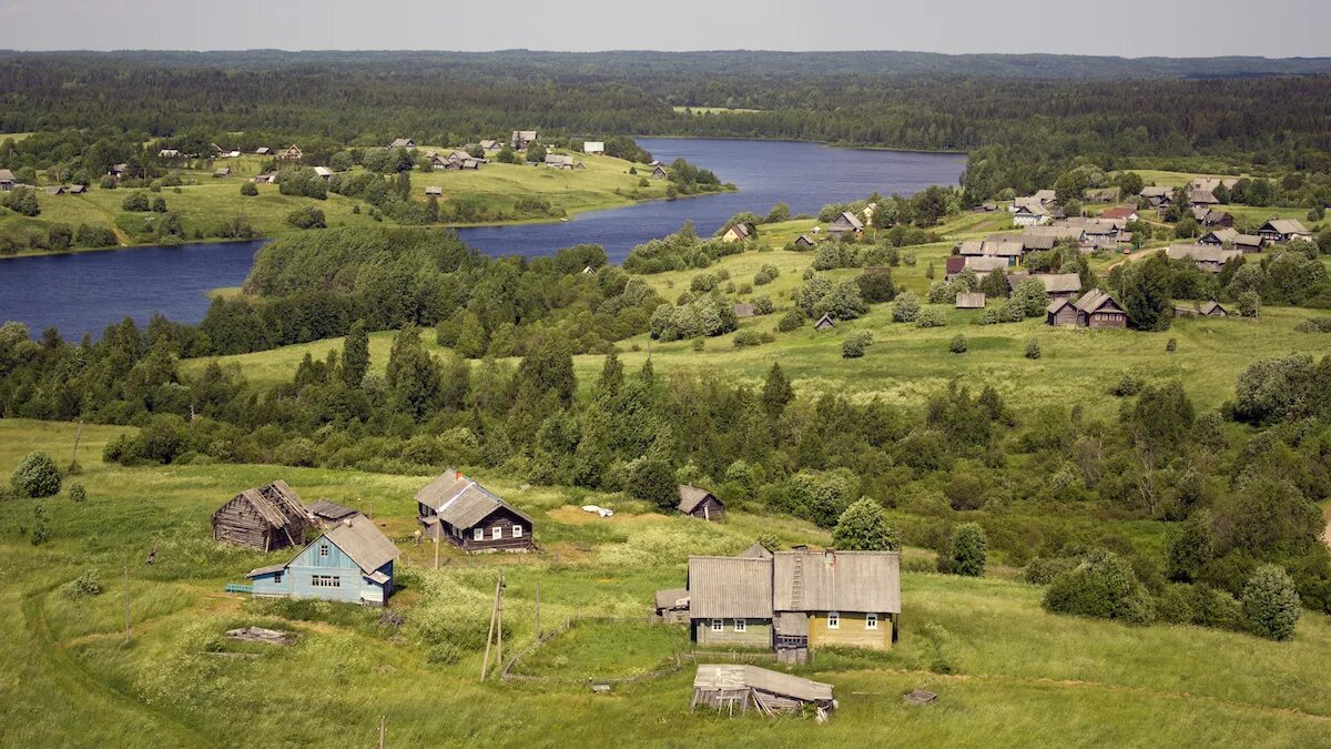 5 деревень. Вепсская деревня Карелия. Деревня вепсов в Карелии. Вепсы Ленинградской области деревня. Глухая карельская деревня.