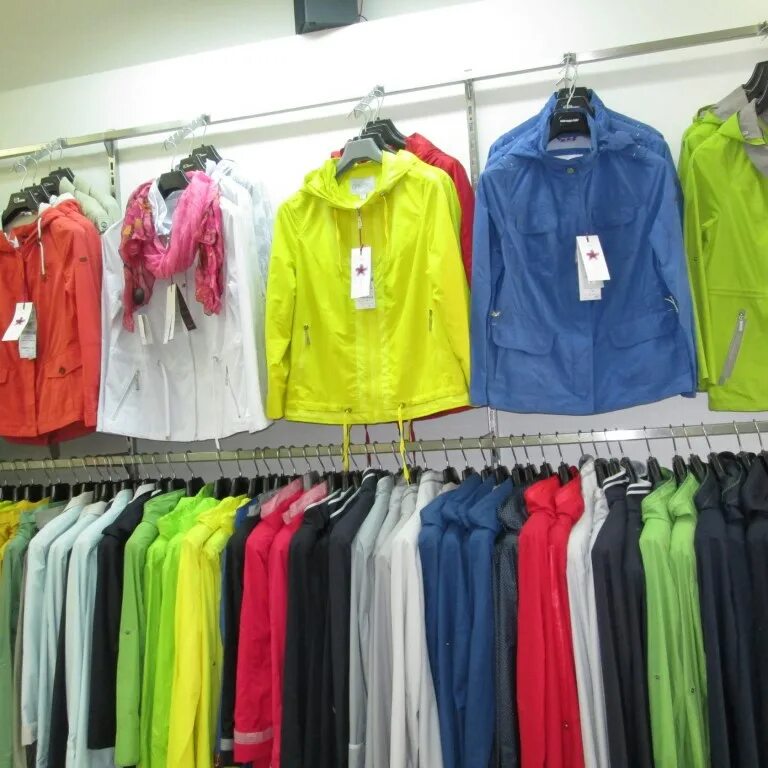 Садовод рынок вещи. Оптовый сайт одежды. 7 опт одежда. Итальянские женские вещи. Оптовый рынок одежды.