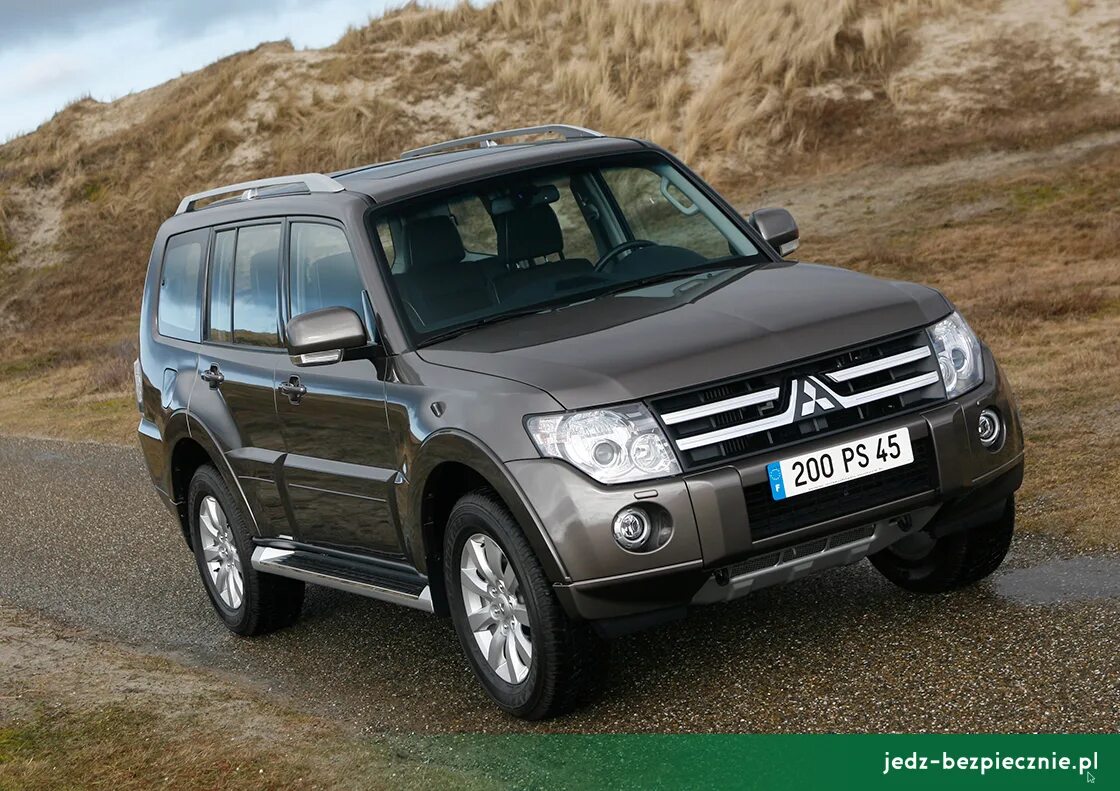 Митсубиси Паджеро 4. Mitsubishi Pajero 5 дверный. Мицубиси Паджеро 4 3.2 дизель. Митсубиси Паджеро 4 5 дверный. Mitsubishi pajero фото