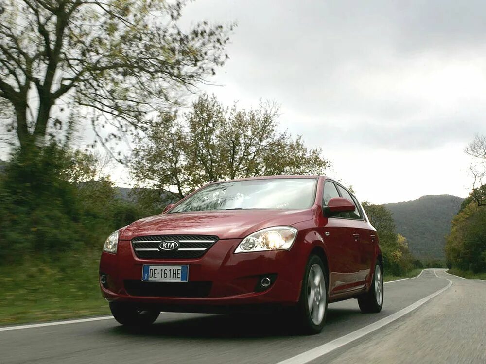 Kia ceed первое поколение. Kia Ceed 1 пок. Kia Ceed 2007. Kia Ceed 2006-2010. Kia Ceed 1 поколение (2006-2012).