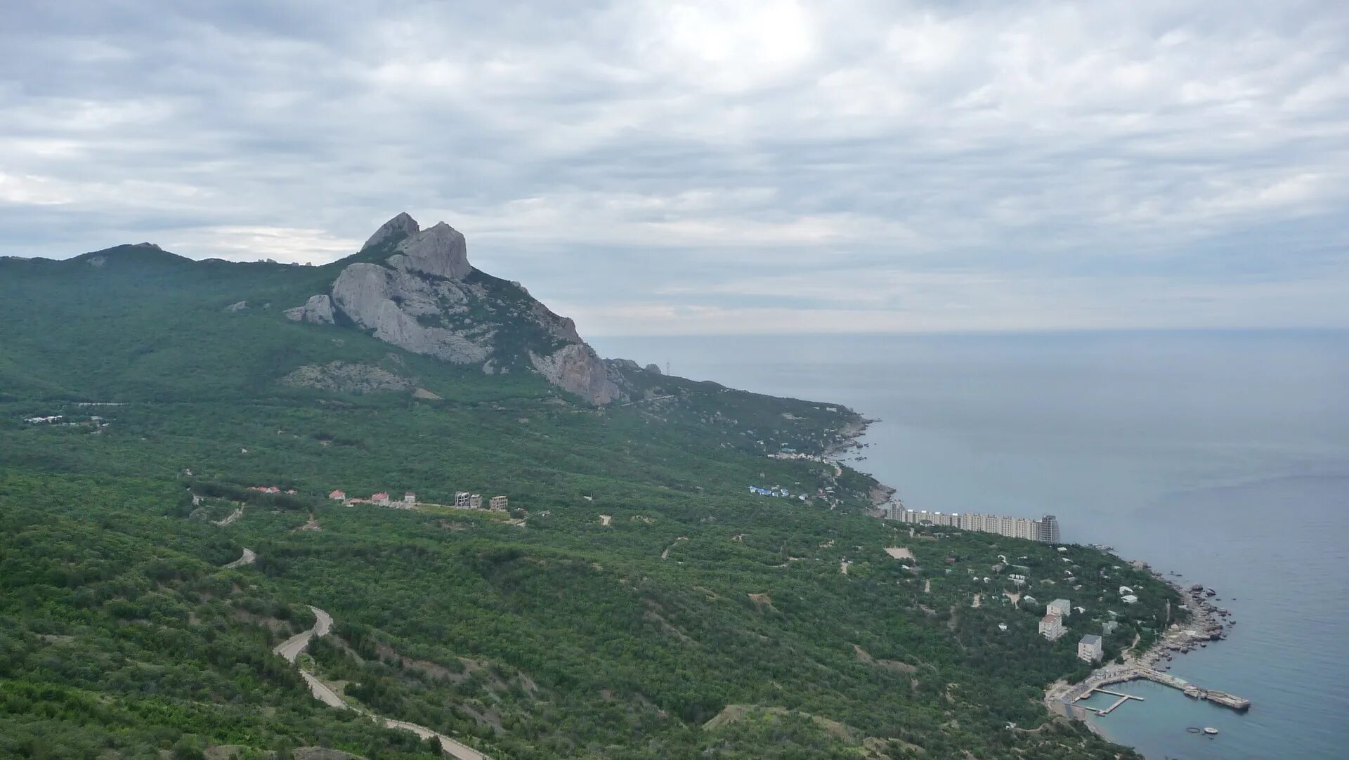 Тем временем в крыму