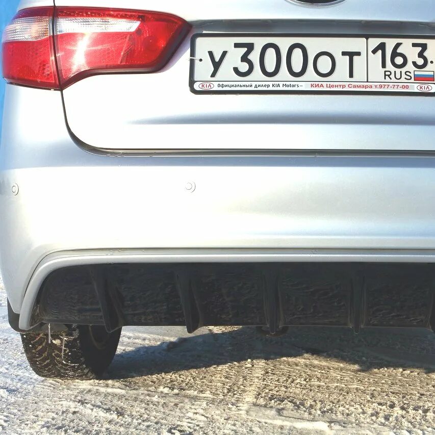 Диффузор рио 3. Диффузор на задний бампер киа рио 3 седан. kia rio 3 диффузор заднего бампера. диффузор киа рио 3. диффузор бампера киа рио 4.