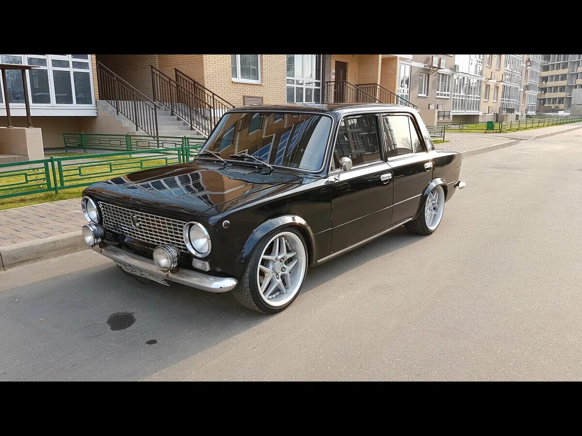 2101 купе на компрессоре. Переделки классики ваза. Тюнинг торпеды ваз 2101. Расширение кузова ваз 2107. Как на классике переделать под шпильки.