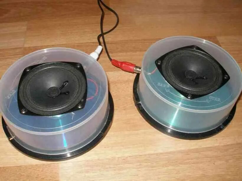 Короб для динамиков. Как правильно собрать колонки. Корпус для динамиков. Raspberry pi bluetooth колонка. Самодельные звуковые колонки.