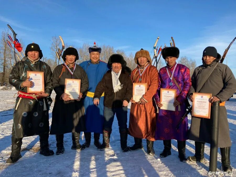 Подслушано в контакте хемчикском кожууне. Ча Согун Тыва. Дзун-Хемчикский кожуун. Лучники Тувы.