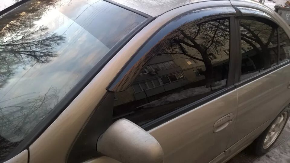 Ветровики на ниссан альмера н16. В. Ветровики ниссан альмера классик. Дефлекторы ниссан альмера н16. Дефлекторы ниссан альмера н16.